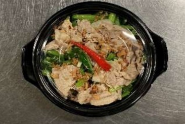 豚肉と青菜のにんにく炒め デリバリー 完成写真