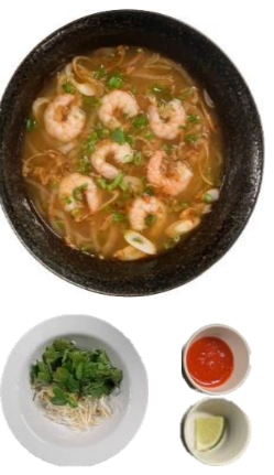 トムヤムフォー えび 店内 完成写真