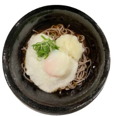 冷やしぶっかけ国産山かけ温玉そば 完成写真